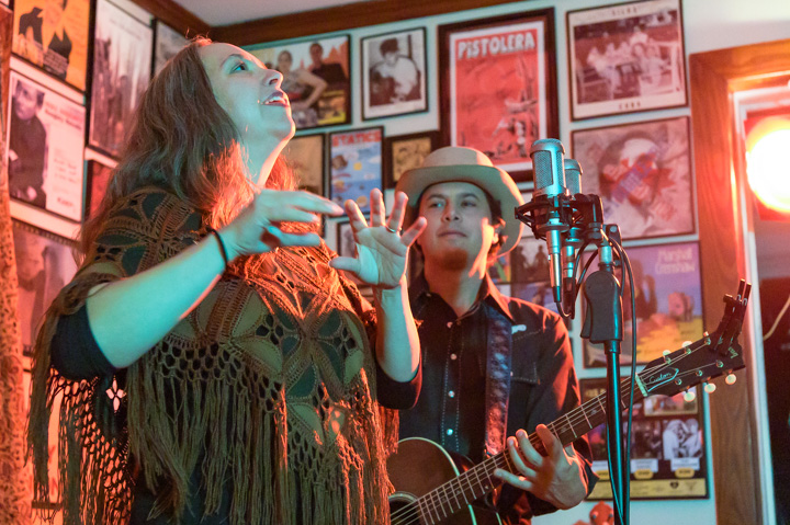 Mike and Ruthy 10-12-24 Photo 09