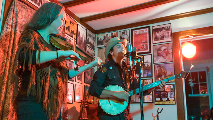 Mike and Ruthy 10-12-24 Photo 08